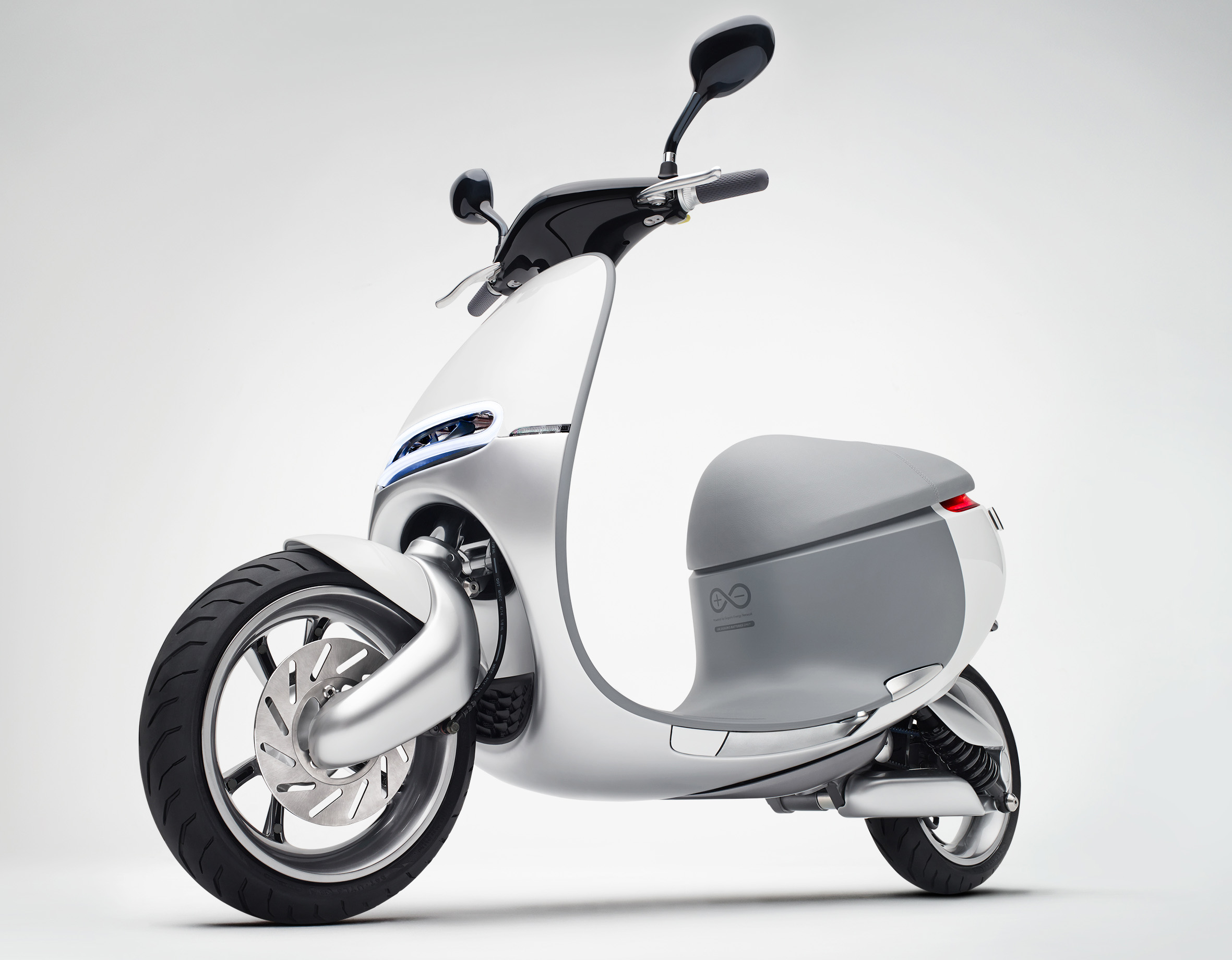 Riding the batterypowered Gogoro smart scooter GearOpen