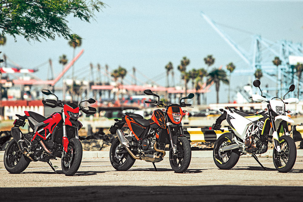 Ducati Hypermotard 939 vs. Husqvarna 701 Supermoto vs. KTM 690 Duke
