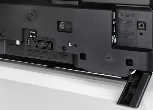 Sony KDL-32WD603 review | GearOpen