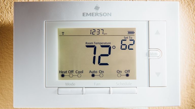 emerson-sensi-thermostat-product-photos-6