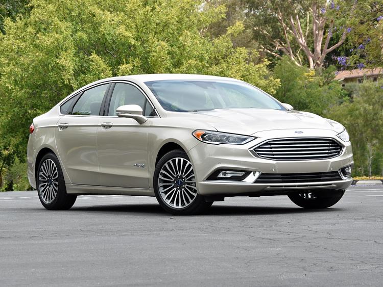 2017 Ford Fusion Hybrid Review Gearopen 2017 Ford Fusion Hybrid Anium White Gold Front