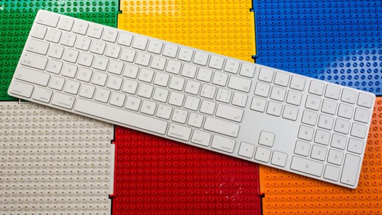 apple-keyboard-07