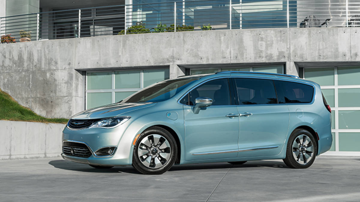 2017 Chrysler Pacifica Hybrid Review Gearopen