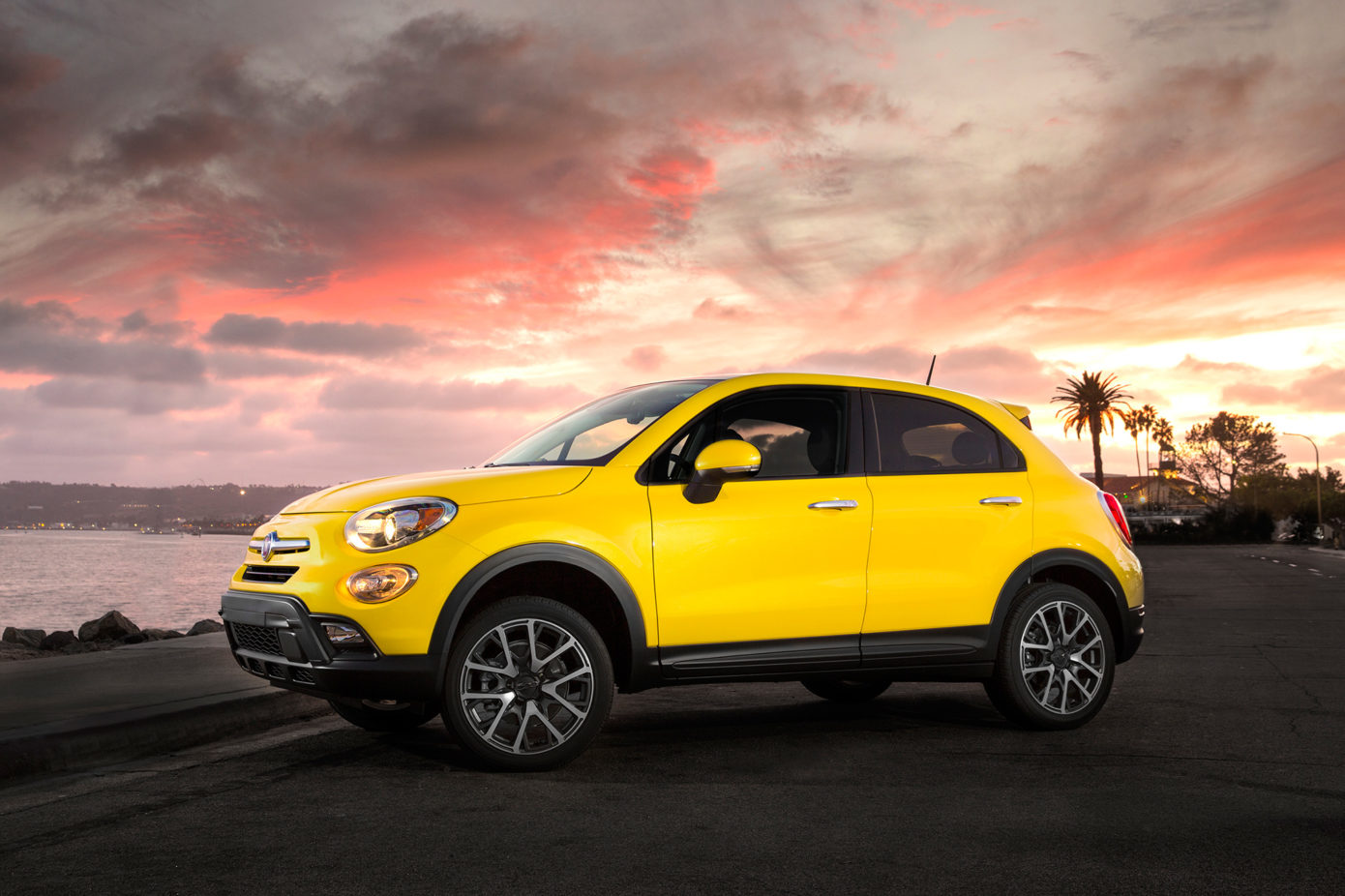 2017 Fiat 500x Trekking Review Gearopen 2017 Fiat 500x Trekking Front Three Quarter 06