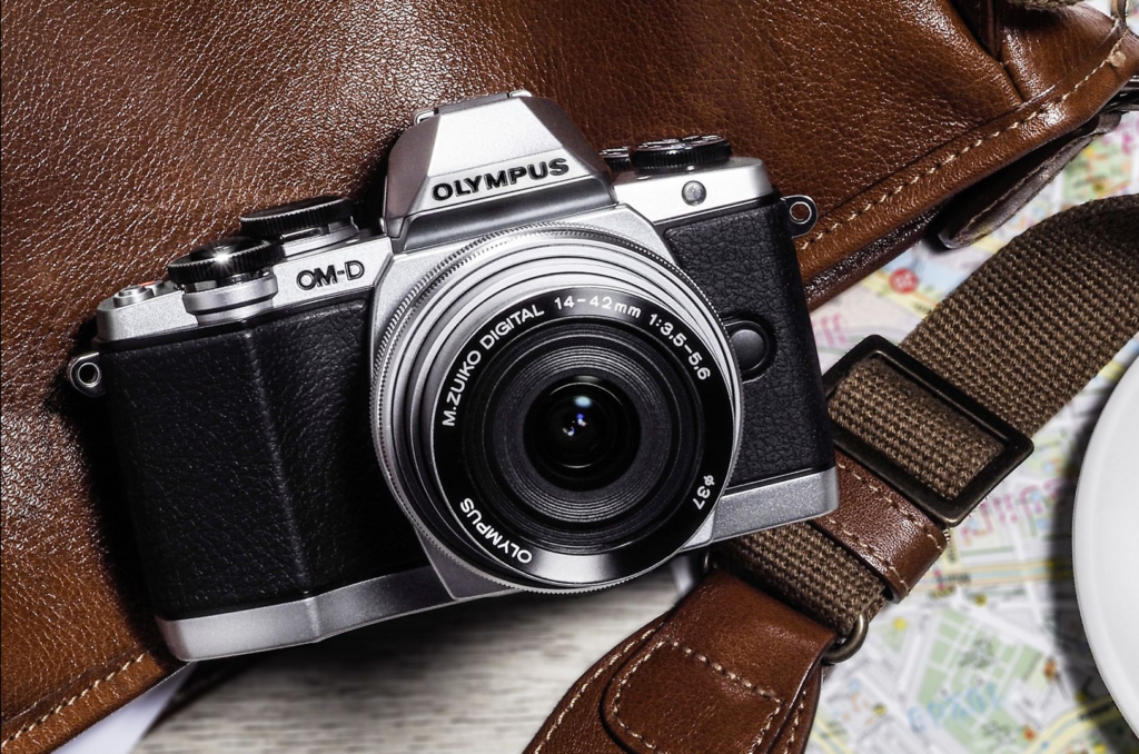 Canon EOS M5 Camera - GearOpen.com