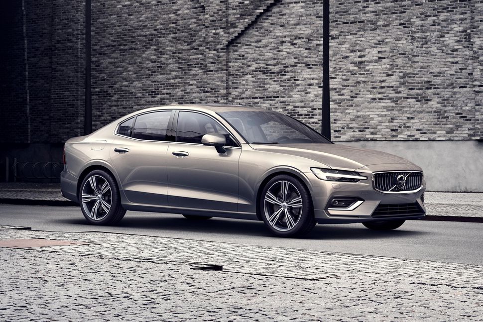 2019 Volvo S60 First Drive Review | GearOpen