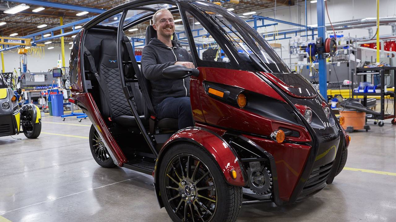 Arcimoto Ev Fun Utility Vehicle Production Begins Gearopen