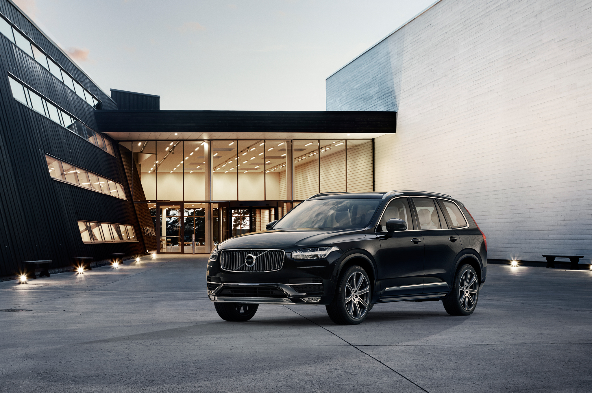 2016 Volvo XC90 first-drive – Scandinavia on wheels