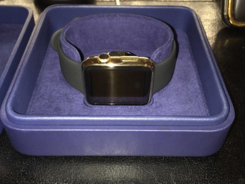 Gold Apple Watch Edition models begin arriving for first customers