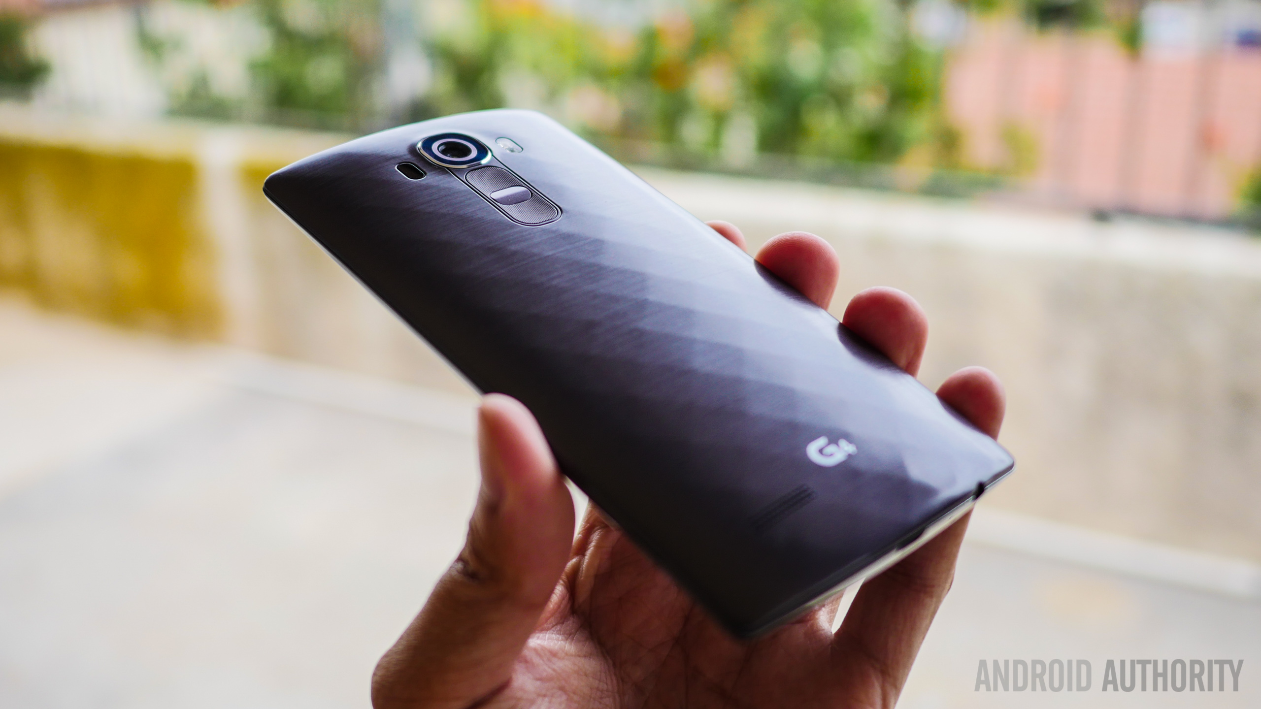 It’s the LG G4’s turn to get a brutal drop test