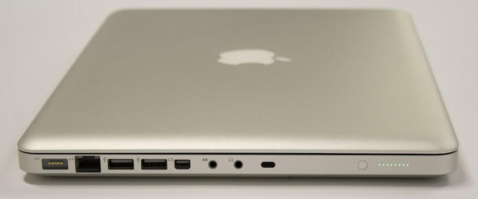 Apple MacBook Review – Late 2008 Model