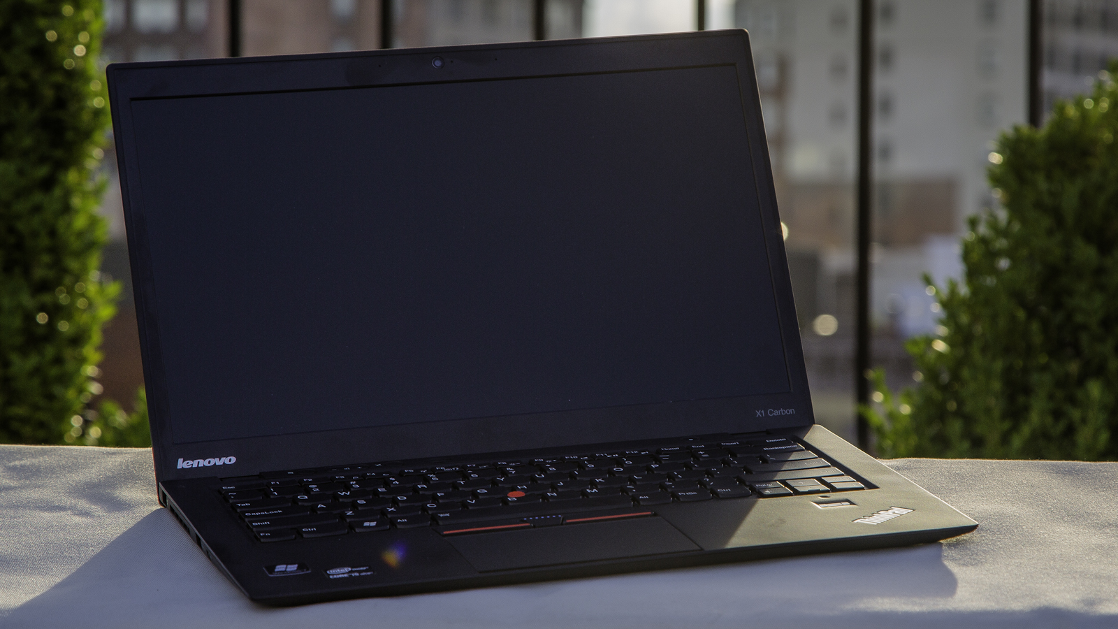 Lenovo ThinkPad X1 Carbon Ultrabook Review