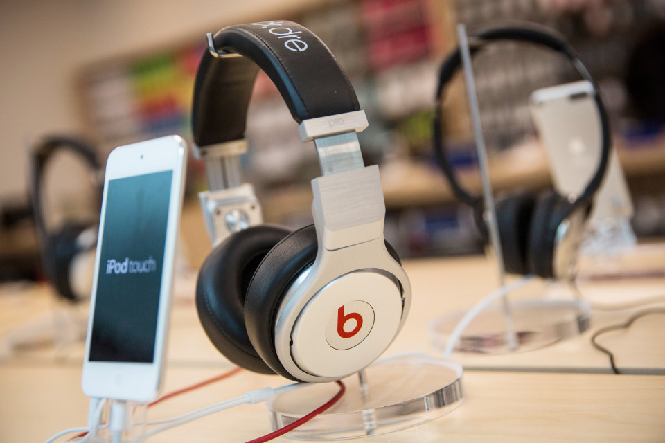 Apple nixes Monster’s licensing over Beats lawsuit