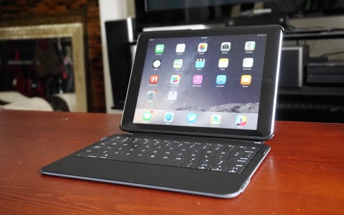 Ryan Seacrest’s iPad keyboard is surprisingly good, but expensive