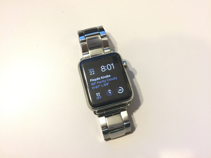 Apple Watch hacked to run Mac OS 7.5.5
