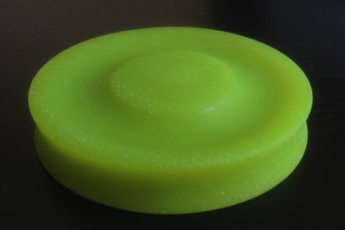 ZipChip Is A Pocket-Size Frisbee That Can Be Thrown Up To 200 Feet