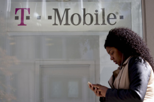 T-Mobile overhauls texting with ‘Advanced Messaging’