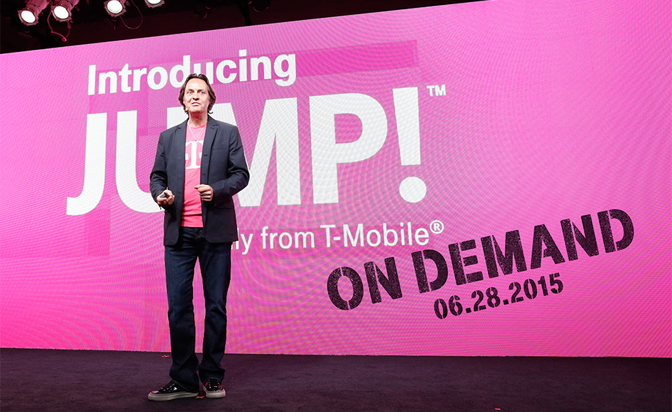 T-Mobile widens roaming as it becomes the third biggest carrier