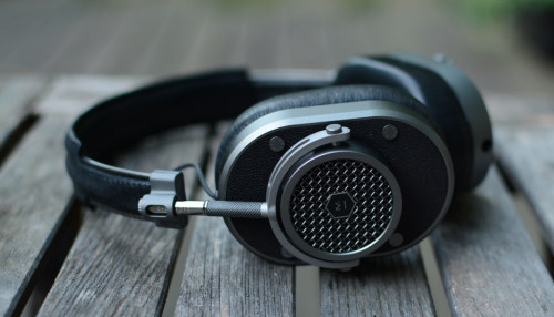 Master & Dynamic’s MH40 headphones sound as good as they look