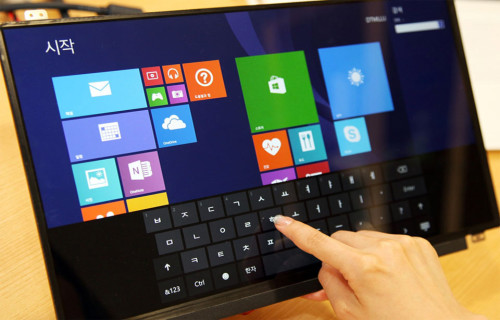 LG’s new touchscreens will make your next laptop thinner and lighter