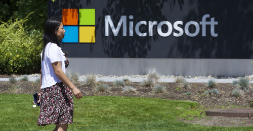 Microsoft plans 7,800 layoffs, $7.6 billion Nokia write-down