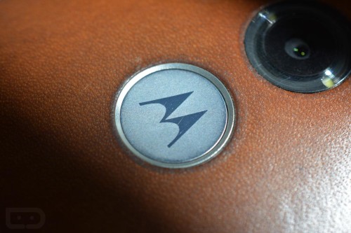 Moto X Play detailed: smaller screen, bigger battery