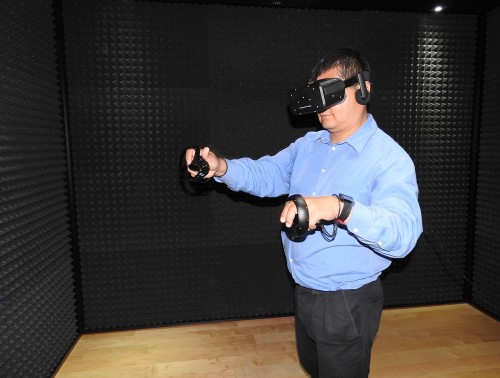 Nintendo master designer Miyamoto doesn’t know how Sony, Oculus will sell VR to consumers