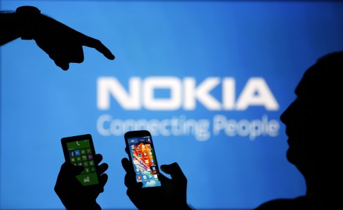 Nokia plans mobile phone comeback