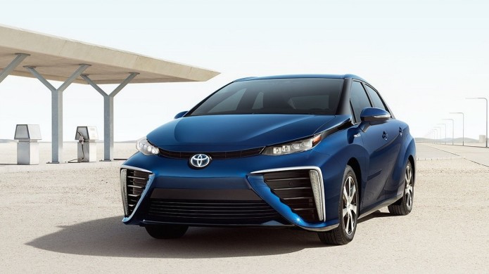 Hydrogen-powered Toyota Mirai beats Tesla with 312-mile range