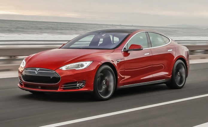Tesla’s Autopilot feature descends on some Model S testers