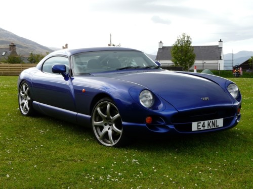 Top Ten Fastest 6-Cylinder Cars