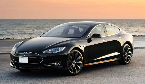 Tesla Models S P85D goes 452.8 miles on a charge