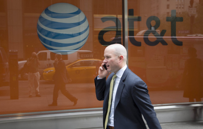 AT&T offers DirecTV customers $500 to change phone service