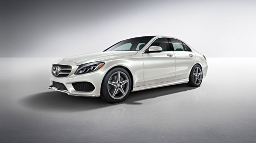 New Mercedes-Benz C300 coupe emulates pricier S-class