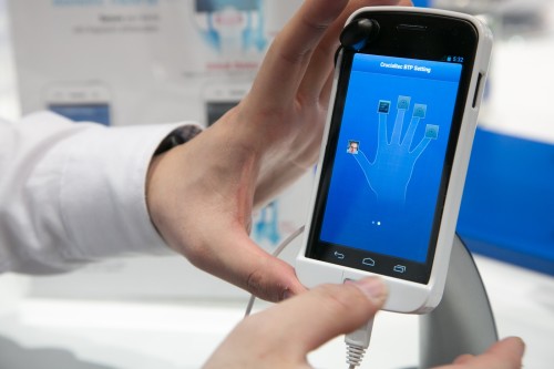 Smartphone fingerprint scanners are still not secure enough