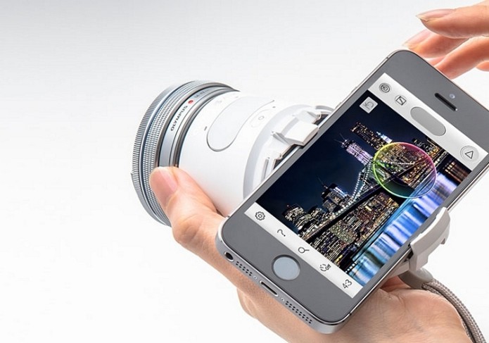 Olympus Air A01 Puts A 16-MP Camera With Interchangeable Lenses On Your Smartphone