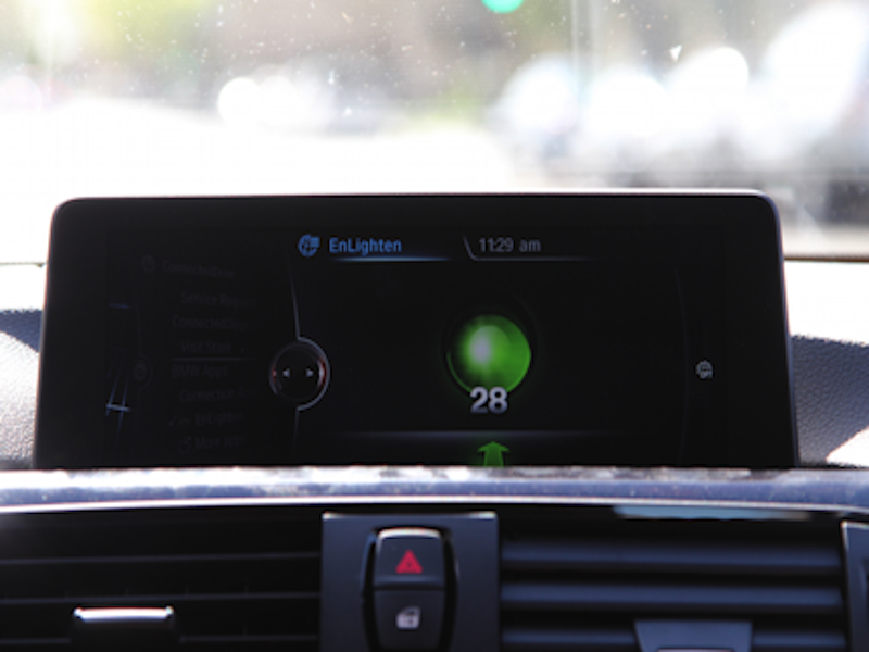 EnLighten app from BMW shows you how long the light will stay red