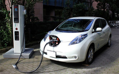 Los Angeles to lease fleet of electric and hybrid vehicles