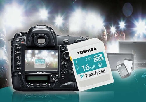 Toshiba unveils 16GB SDHC TransferJet media card