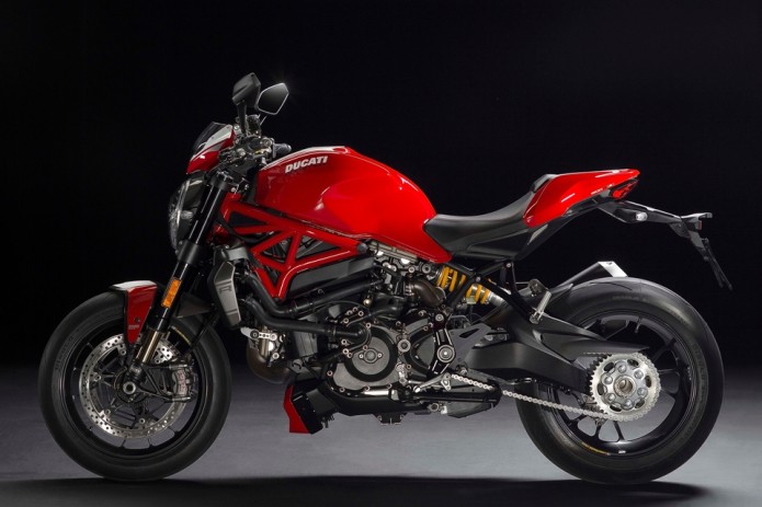 Ducati Monster 1200 R Goes From Standstill To 60 In 3.2 Seconds