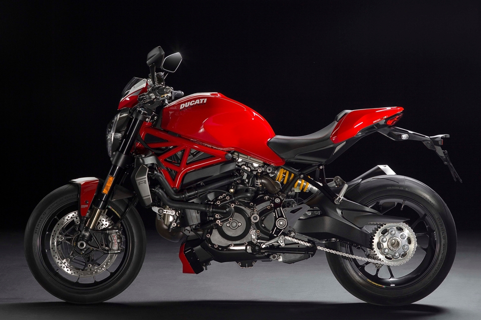 Ducati Monster 1200 R Goes From Standstill To 60 In 3.2 Seconds
