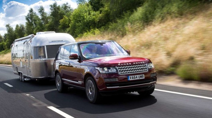 Land Rover camera system makes your trailer disappear