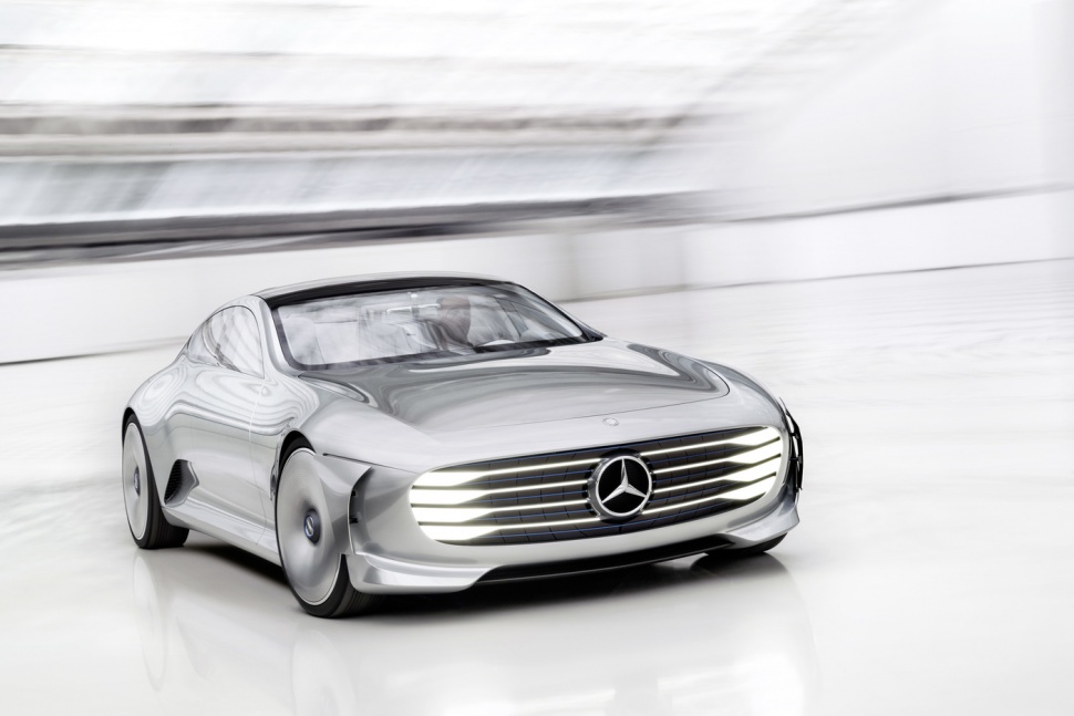 Mercedes’ Intelligent Aerodynamic Automobile previews super-luxe digital age