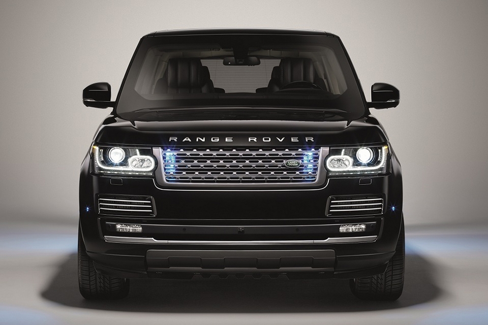 Heavily-Armored Range Rover Sentinel Can Survive A 33-Pound TNT Blast