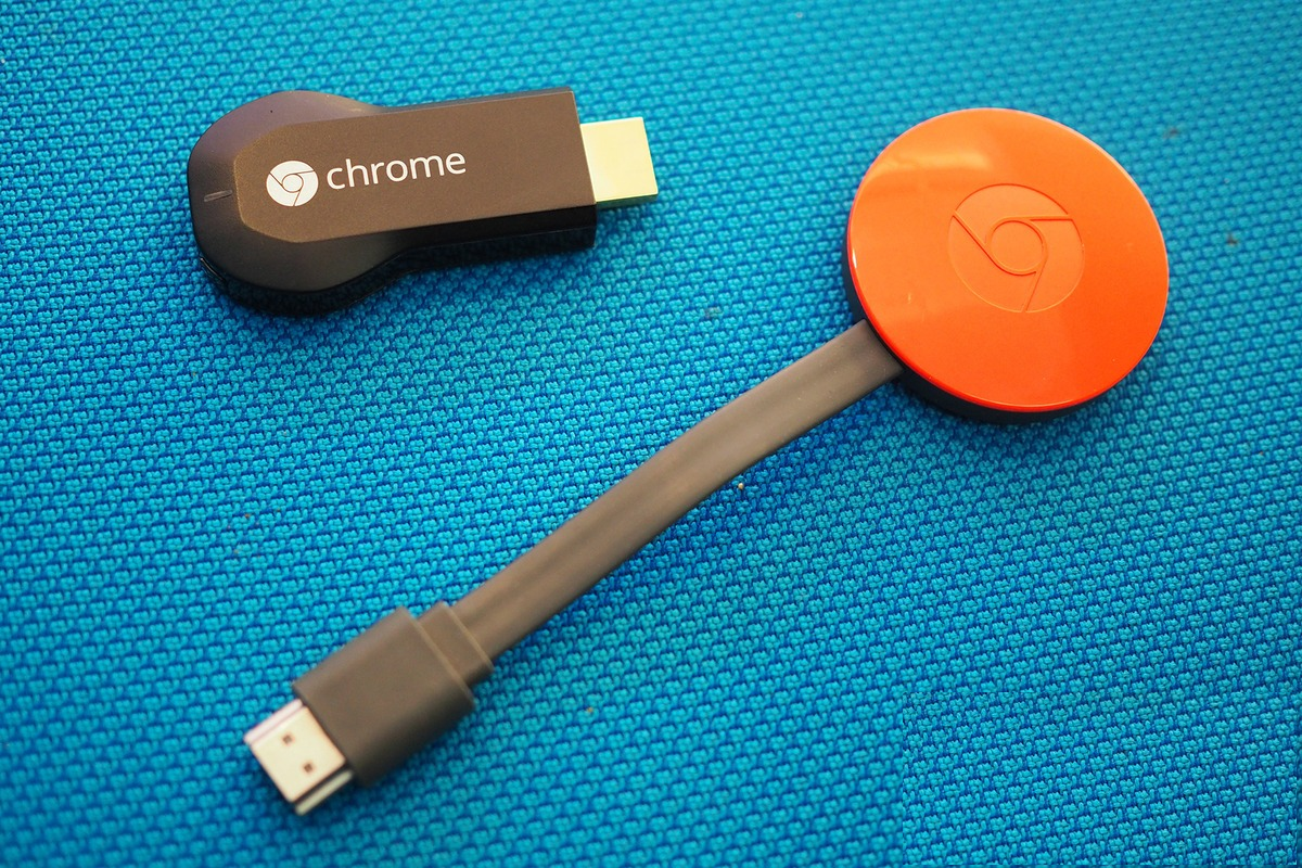 Google's chromecast. Хромкаст донгл. Функция Chromecast что это такое. Chromecast Plus. Google Chromecast кнопка.