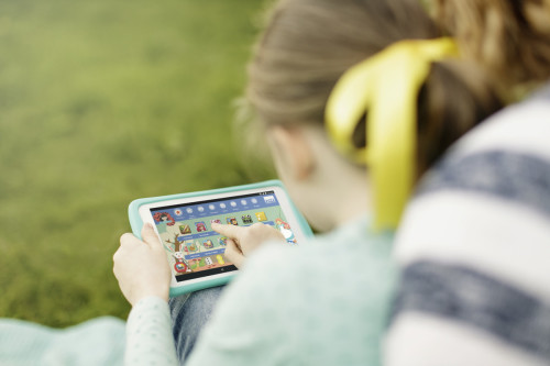 EE Robin tablet aims at kids with robust parental controls