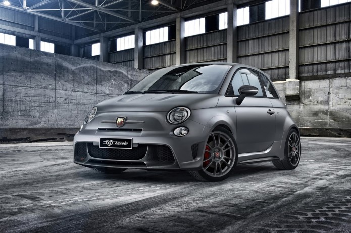 2015 Abarth 695 Biposto review -- road test