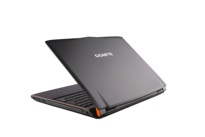 Gigabyte P55W review : New 15.6" Gaming Laptop