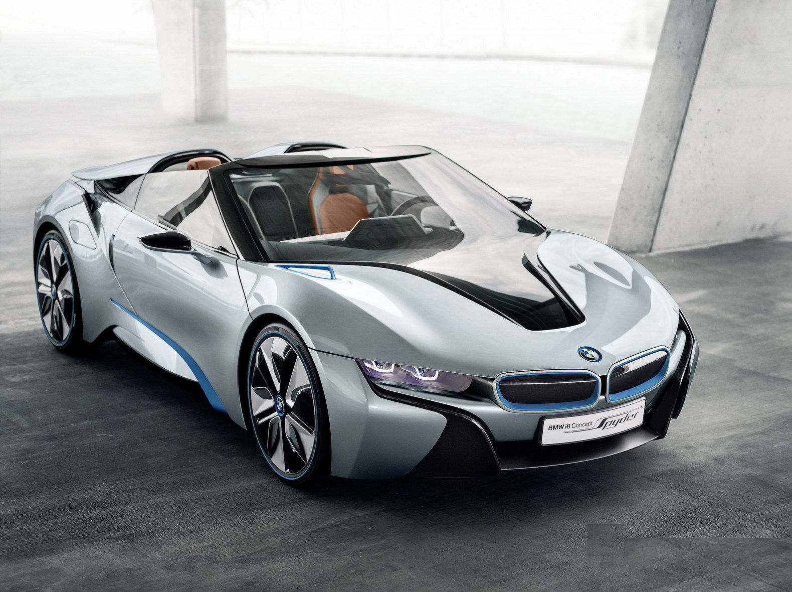 BMW i8 Spyder greenlit says BMW CEO
