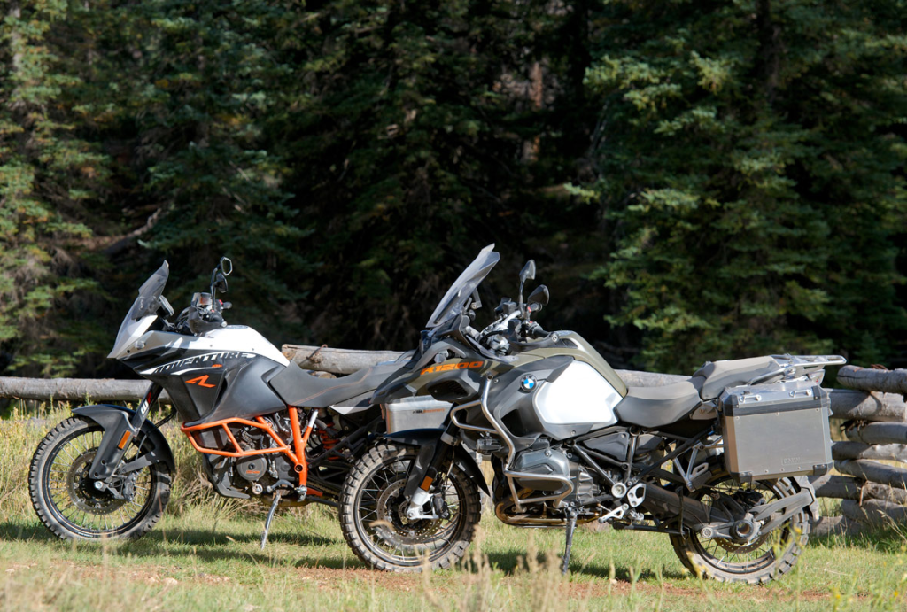 bmw r1250gs vs ktm 1290
